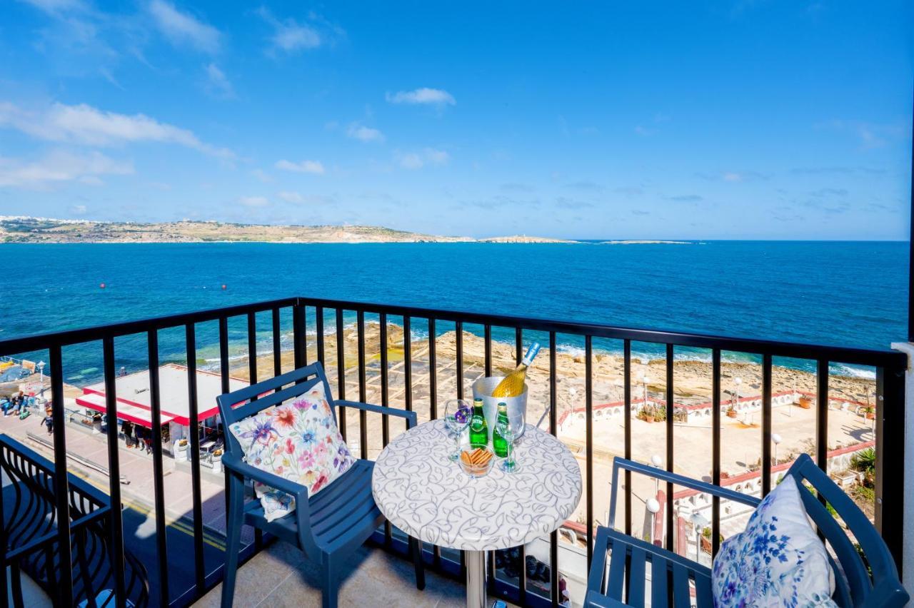 Islet Promenade Seafront Family Apartment With 2 Balconies By Getawaysmalta St. Paul's Bay Esterno foto