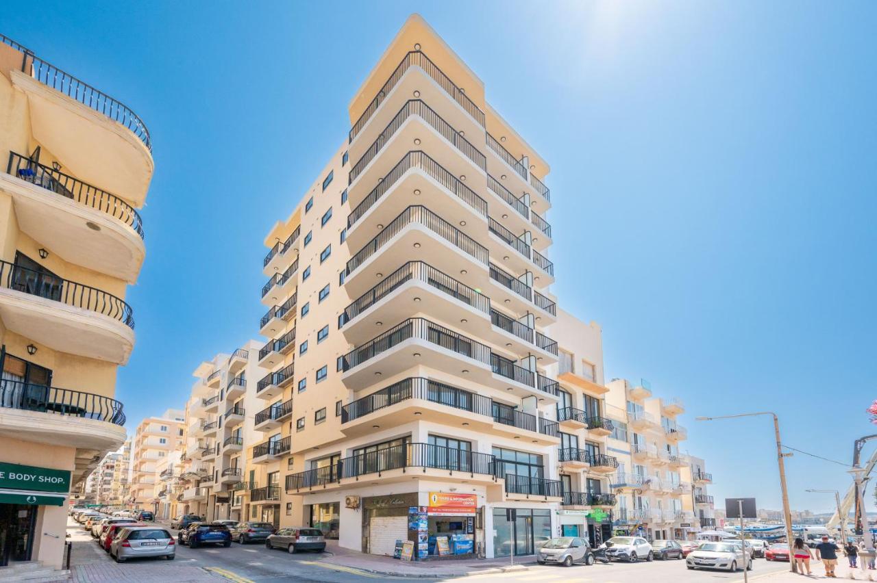 Islet Promenade Seafront Family Apartment With 2 Balconies By Getawaysmalta St. Paul's Bay Esterno foto